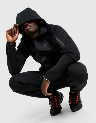 Nike Majica s kapuljačom Tech