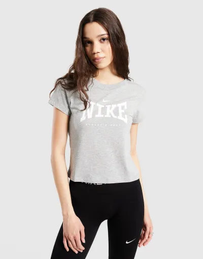 Nike Majica kratkih rukava Sportswear