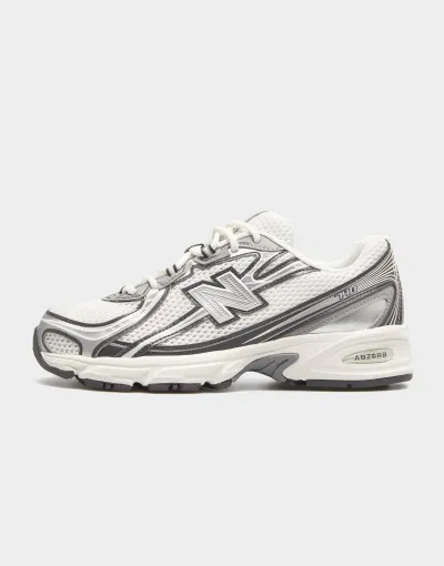 New Balance  740 